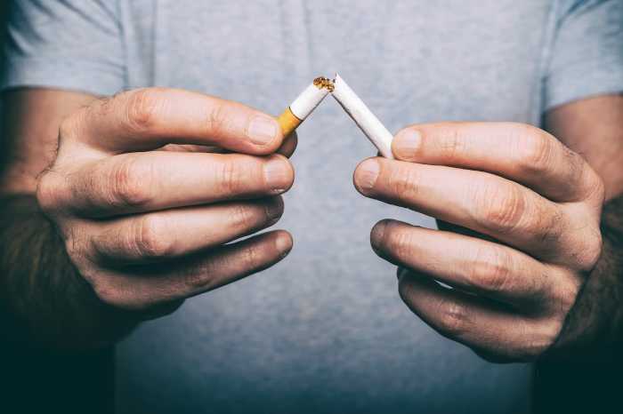 آیا مشاوره ترک سیگار در کنار روش‌های دیگر لازم است؟